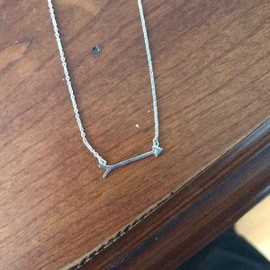 Stella & dot arrow necklace